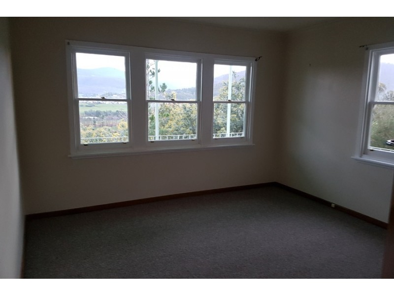 106 Sharland Avenue, New Norfolk TAS 7140