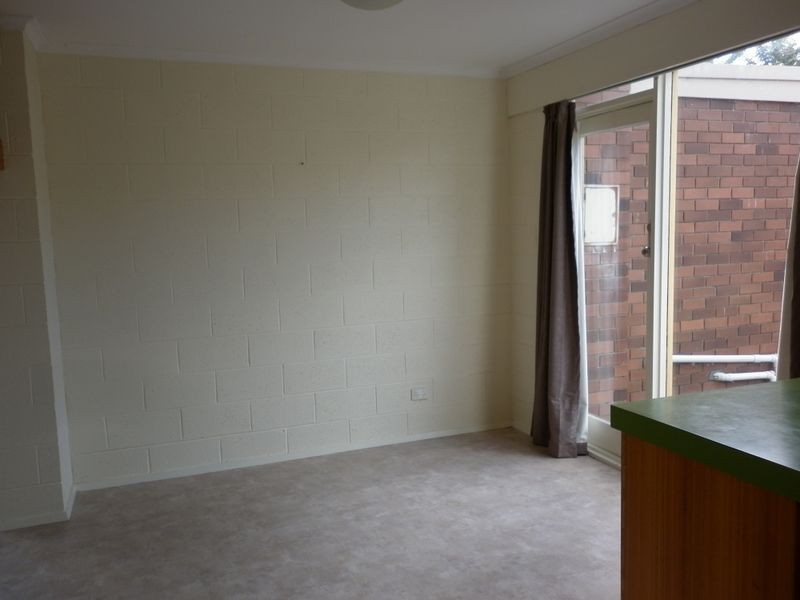 6/3 Clifford Court, Howrah TAS 7018