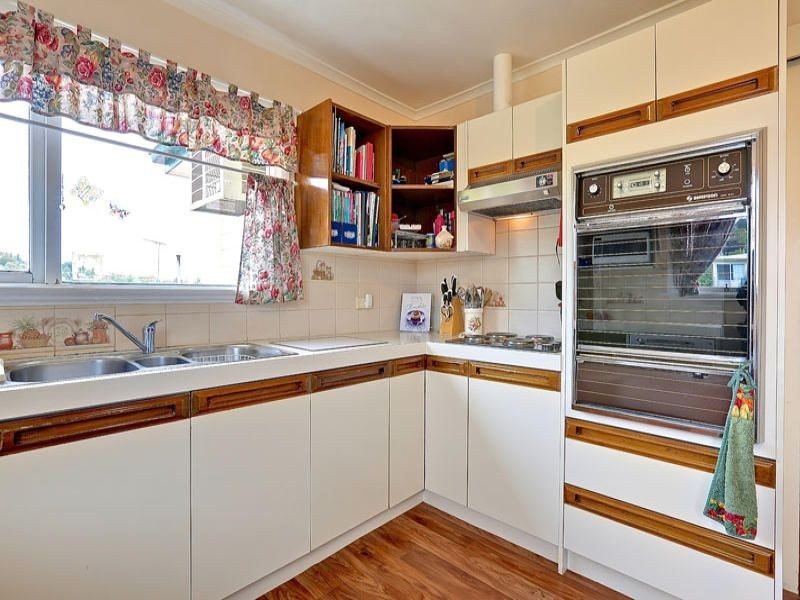 6 Oakbank Avenue, Montrose TAS 7010