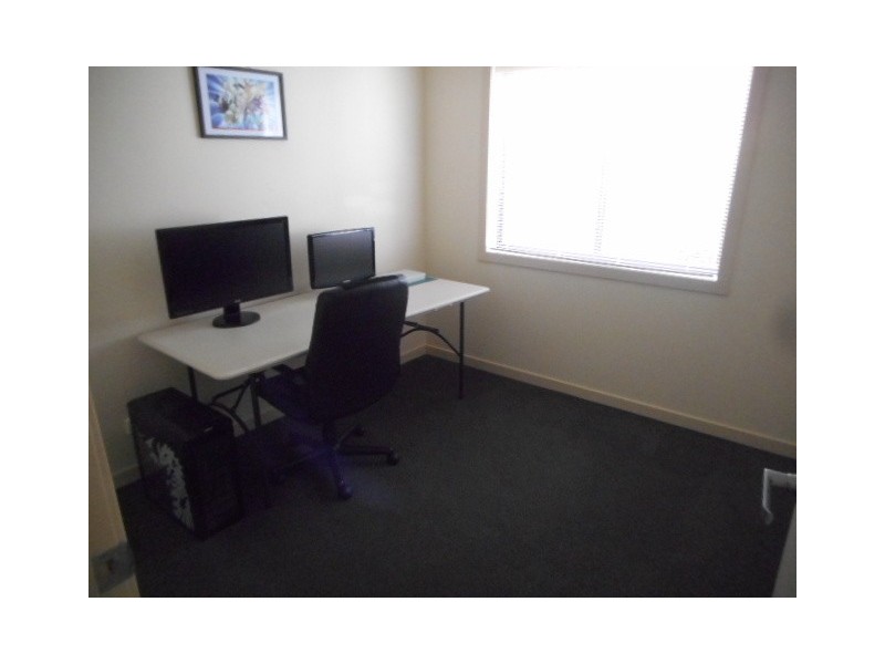 4/137 Redwood Road, Kingston TAS 7050