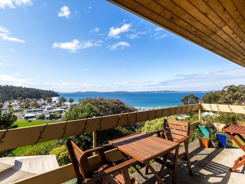 44a ROSLYN AVENUE, Kingston Beach TAS 7050