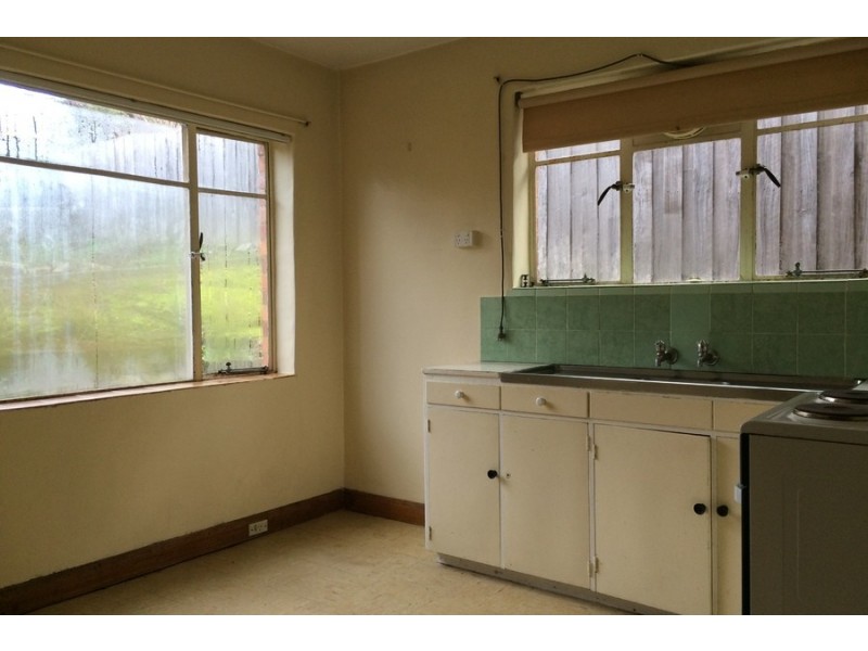 2/11 Doyle Avenue, Lenah Valley TAS 7008