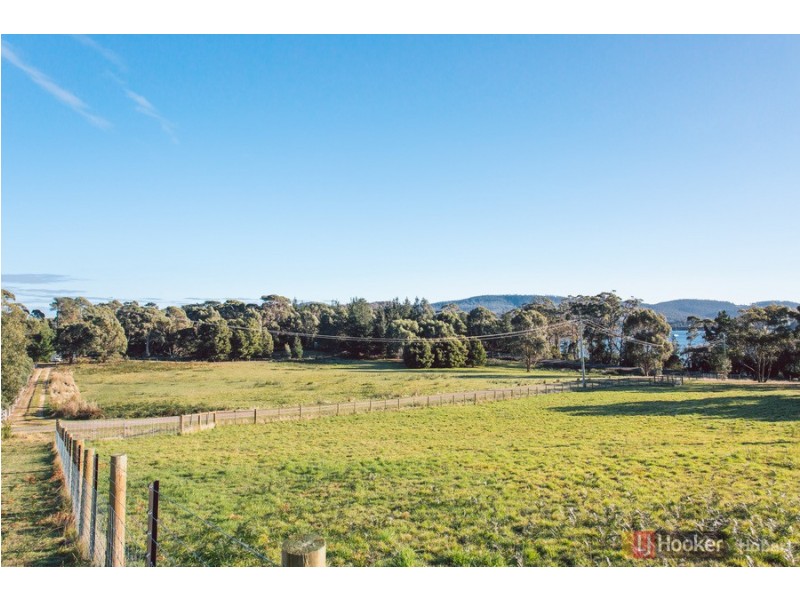 101 White Beach Road, White Beach TAS 7184
