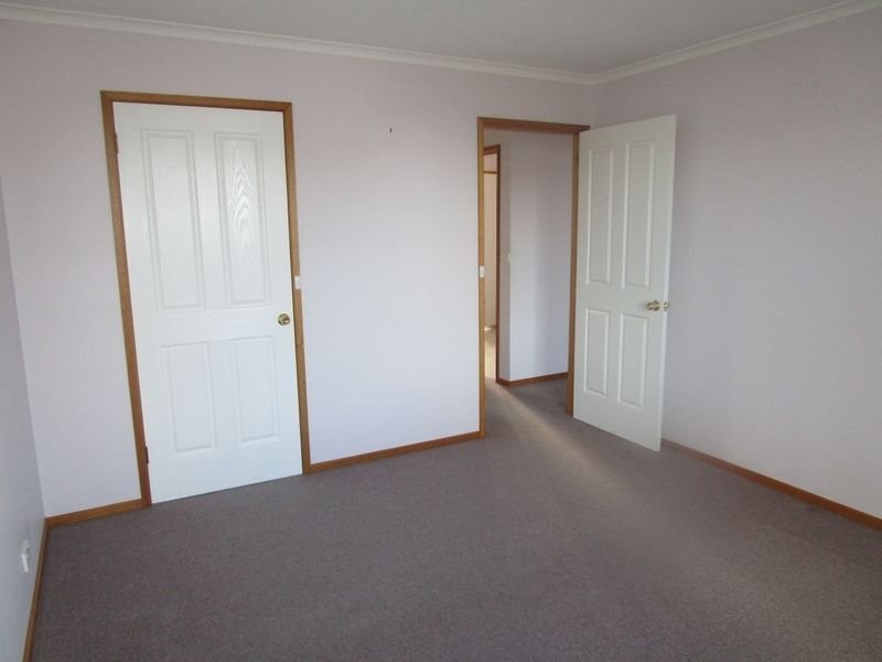 1/5 Fiani Court, Kingston TAS 7050