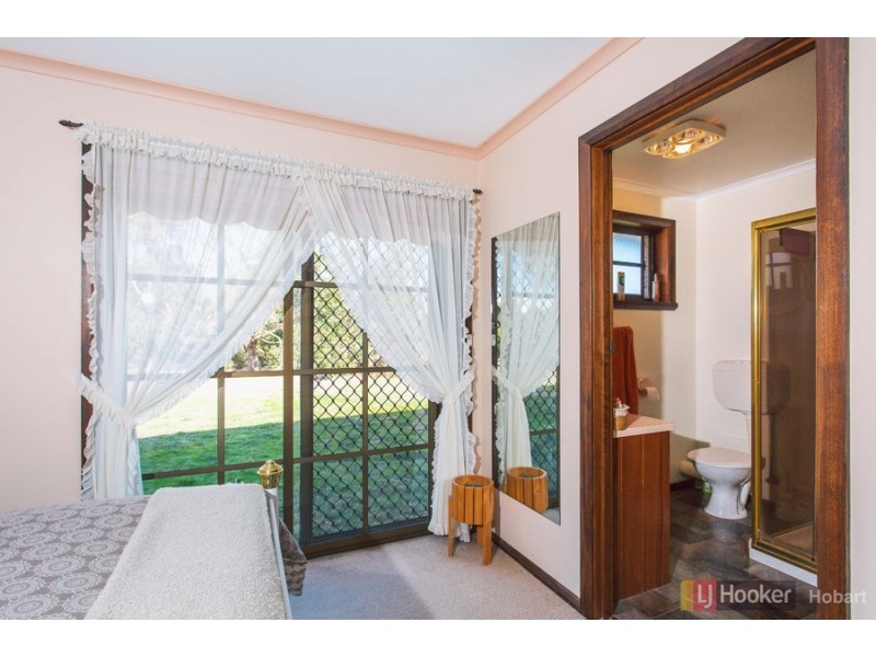 64 Bangor Road, Opossum Bay TAS 7023