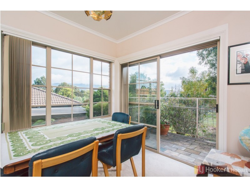 6 Fairway Drive, Kingston TAS 7050
