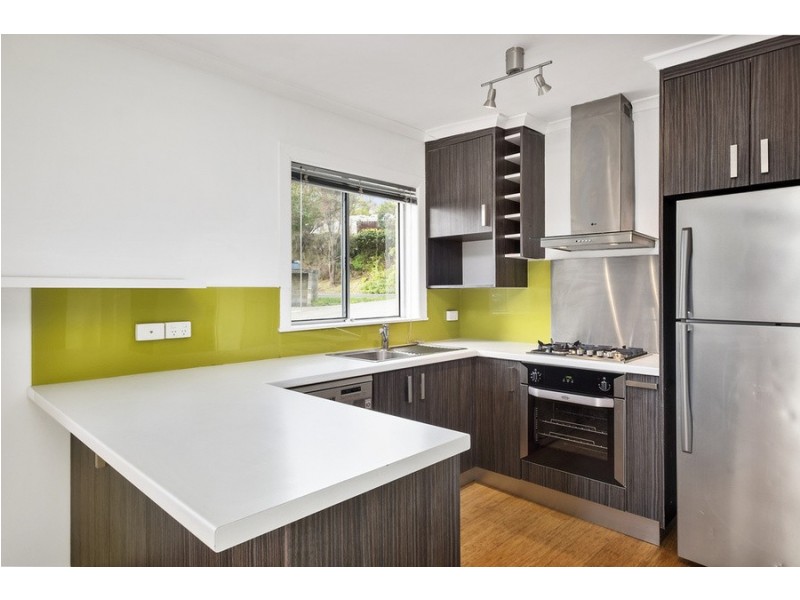 1/7 Castlereagh Court, Lenah Valley TAS 7008