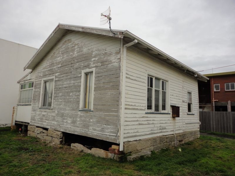 11a Beach Road, Kingston TAS 7050