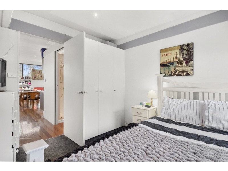 2/26 Davey Place, South Hobart TAS 7004