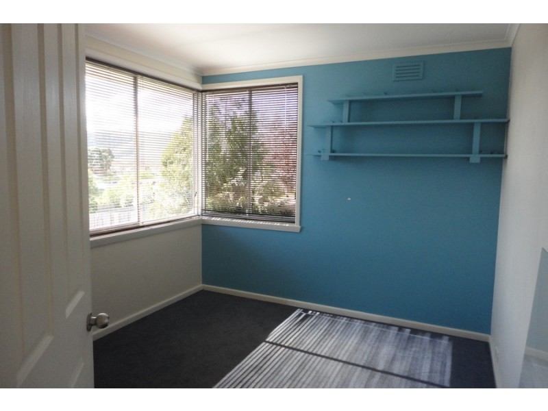 64 Binalong Road, Mornington TAS 7018