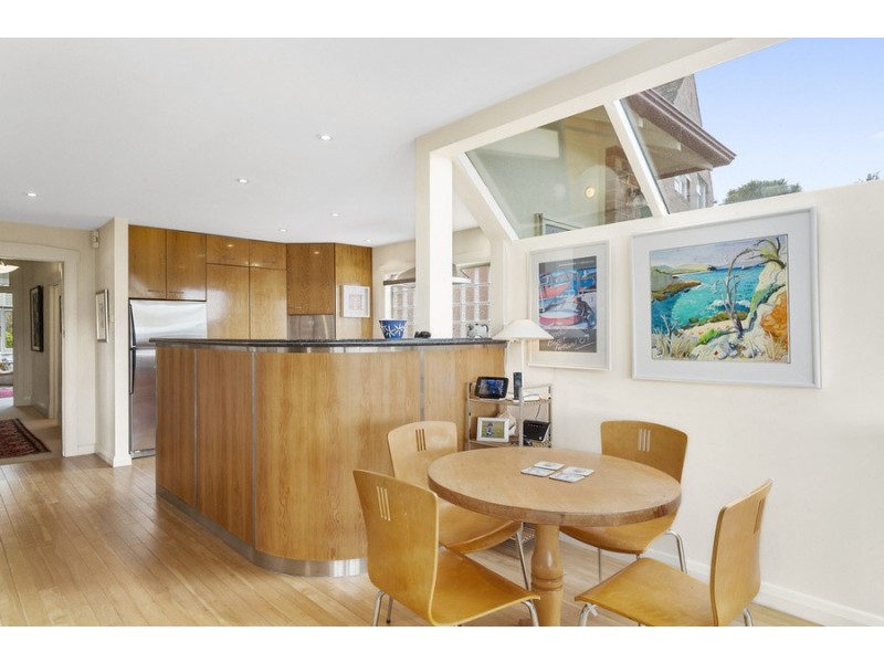 18 Ilfracombe Crescent, Sandy Bay TAS 7005