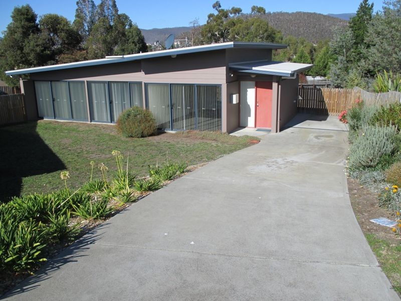 8 Husten Circle, New Norfolk TAS 7140