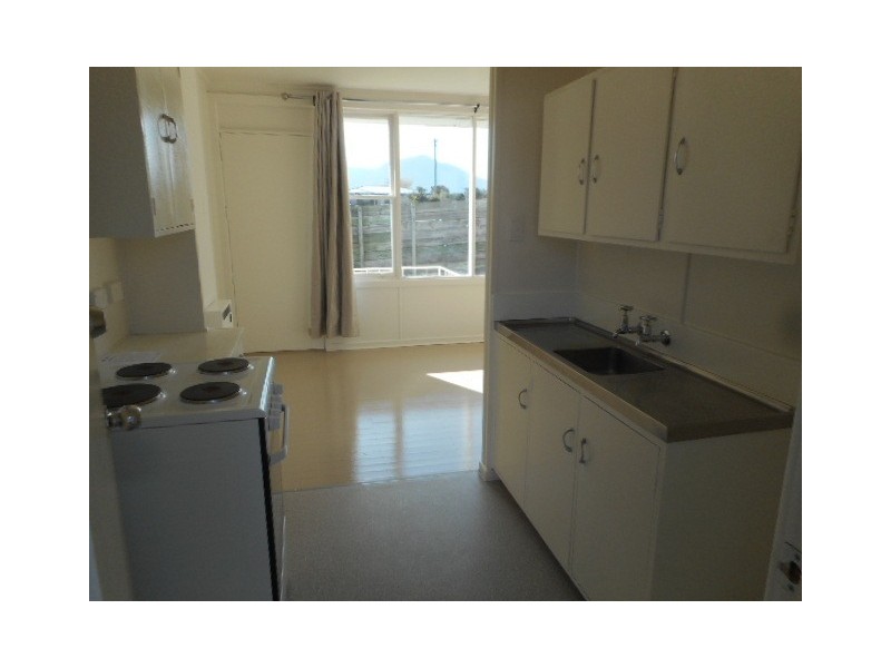 8/132 Allunga Road, Chigwell TAS 7011