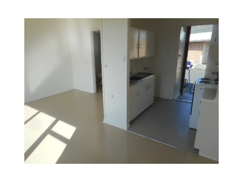 8/132 Allunga Road, Chigwell TAS 7011