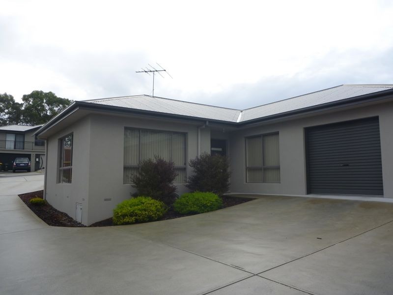 1/8 Celery Top Drive, Kingston TAS 7050