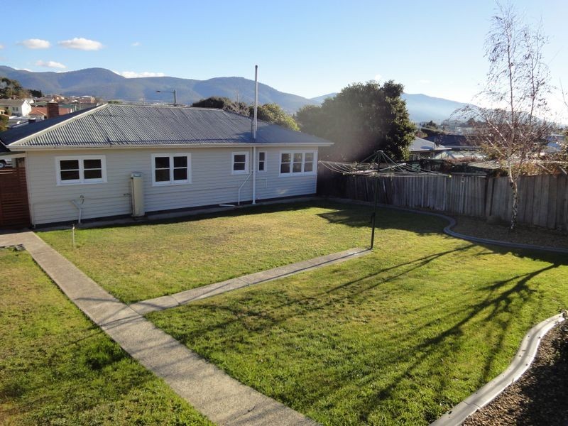 379 Brooker Ave, Lutana TAS 7009