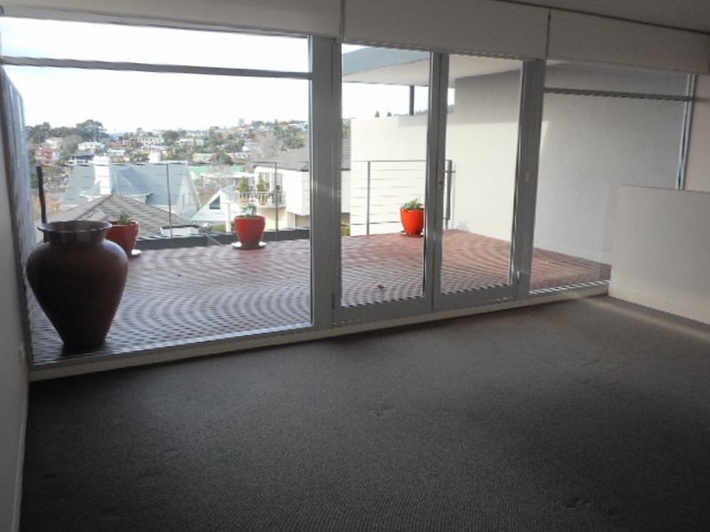 2/7 Shepherd Street, Sandy Bay TAS 7005