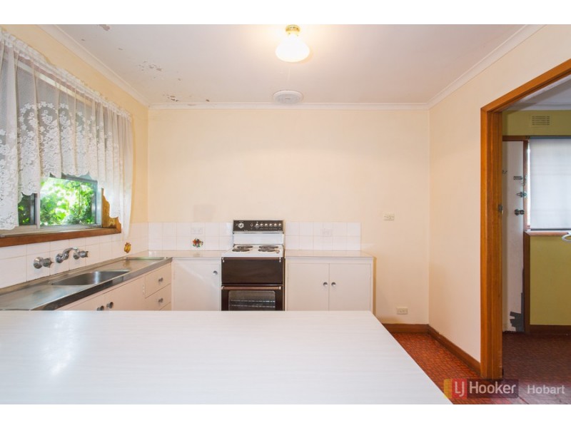11 Tracy Road, Austins Ferry TAS 7011
