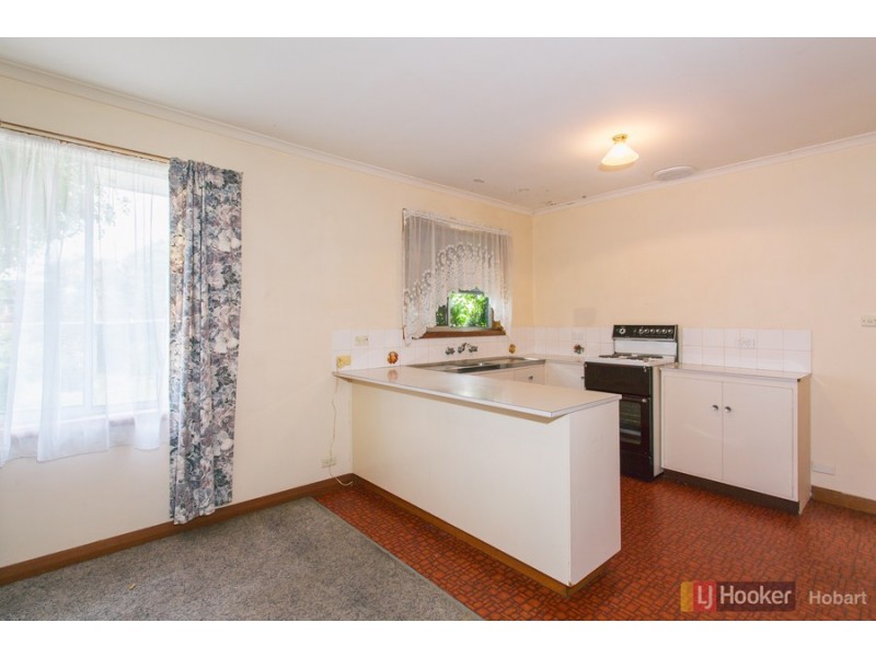 11 Tracy Road, Austins Ferry TAS 7011