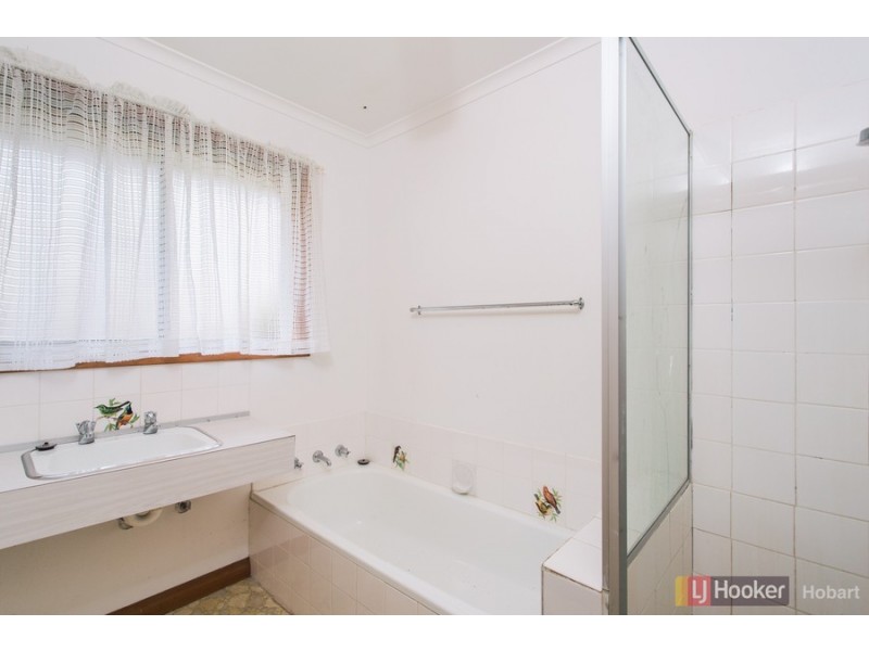 11 Tracy Road, Austins Ferry TAS 7011