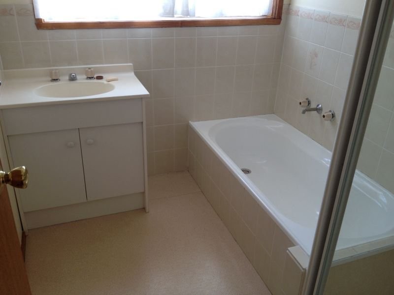 1/5 Donald Court, Glenorchy TAS 7010