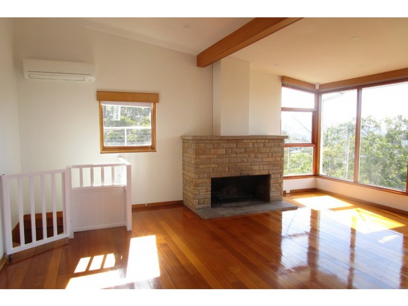 5 EURELLA Avenue, Sandy Bay TAS 7005