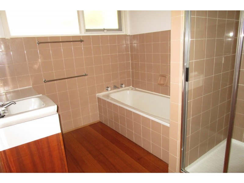 5 EURELLA Avenue, Sandy Bay TAS 7005