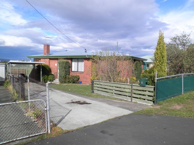 11 Taree Street, Berriedale TAS 7011