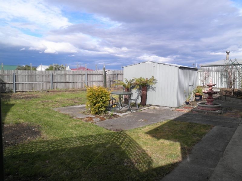 11 Taree Street, Berriedale TAS 7011