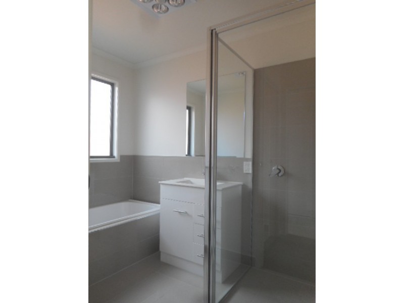 2B Willowbend Road, Kingston TAS 7050