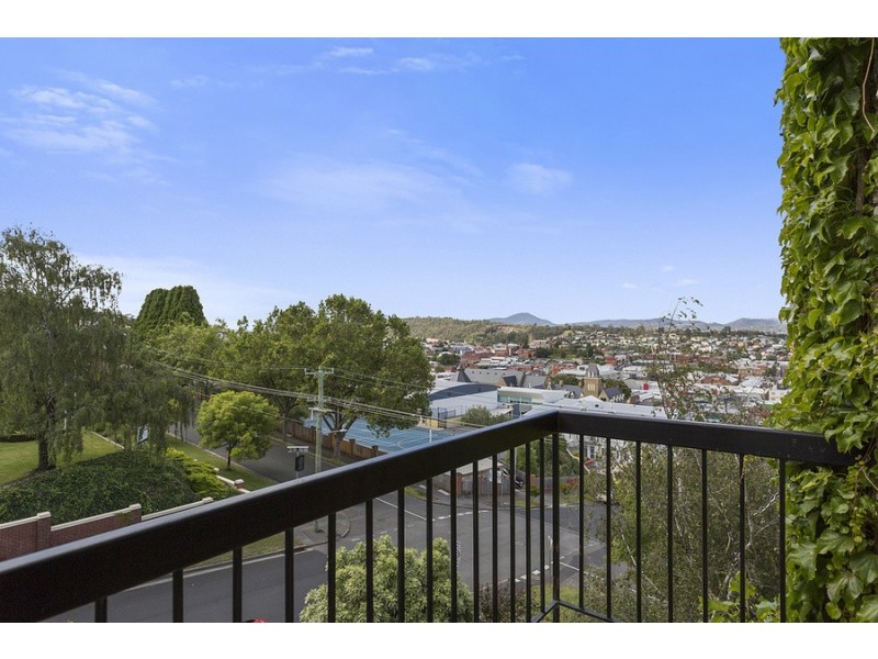 12/92 Barrack Street, Hobart TAS 7000