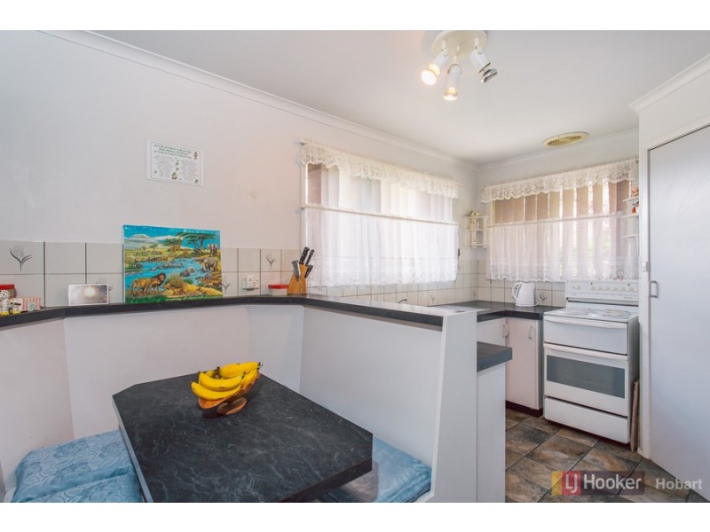 19 Chandos Drive, Berriedale TAS 7011