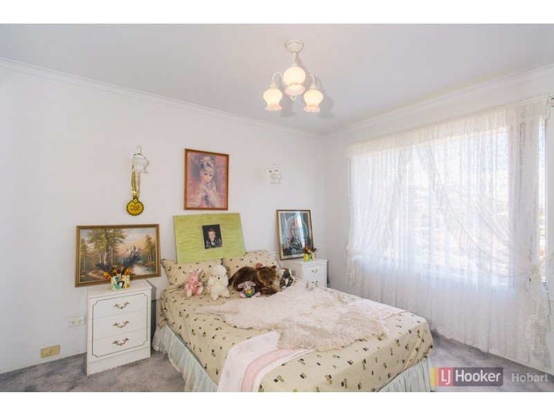 19 Chandos Drive, Berriedale TAS 7011