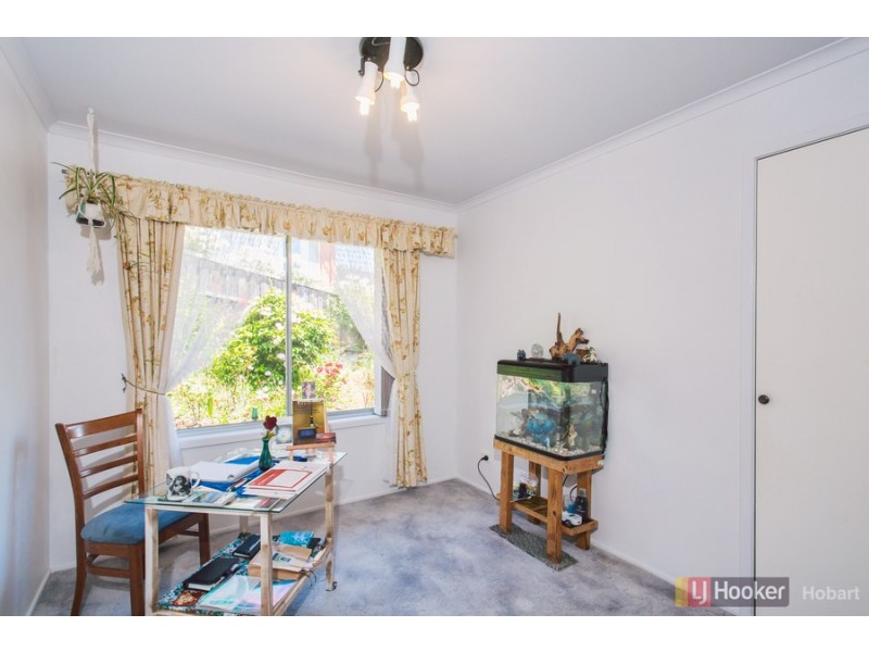 19 Chandos Drive, Berriedale TAS 7011