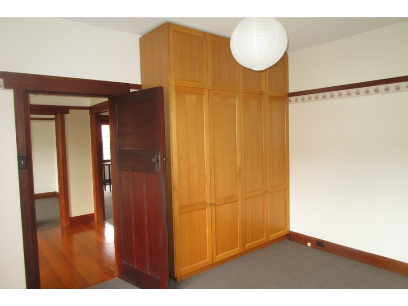 9 Cuthbert Avenue, New Town TAS 7008