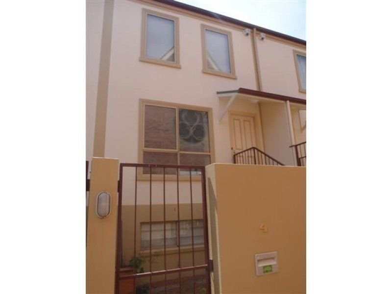 4 Cresswells Row, Hobart TAS 7000