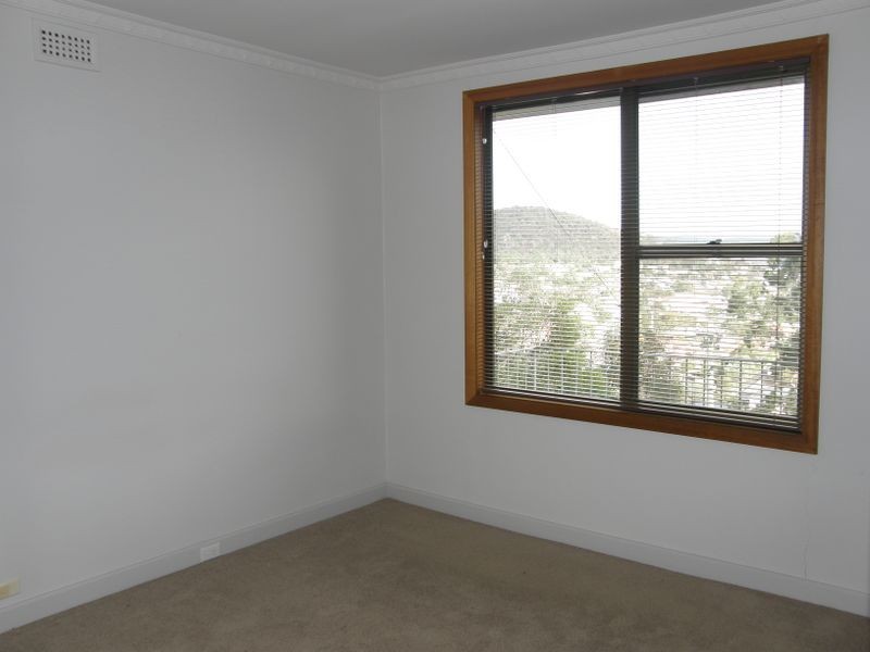 124 Karoola Road, Lindisfarne TAS 7015