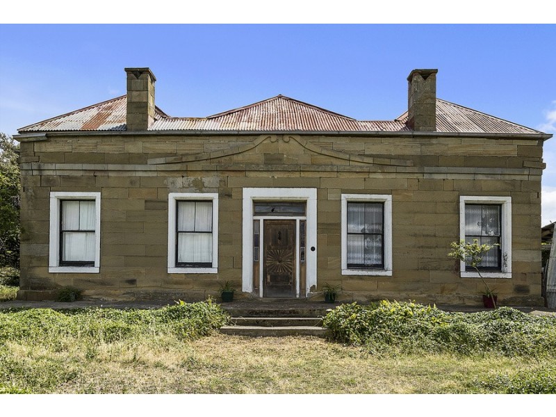 7 Wilks Road, Lenah Valley TAS 7008