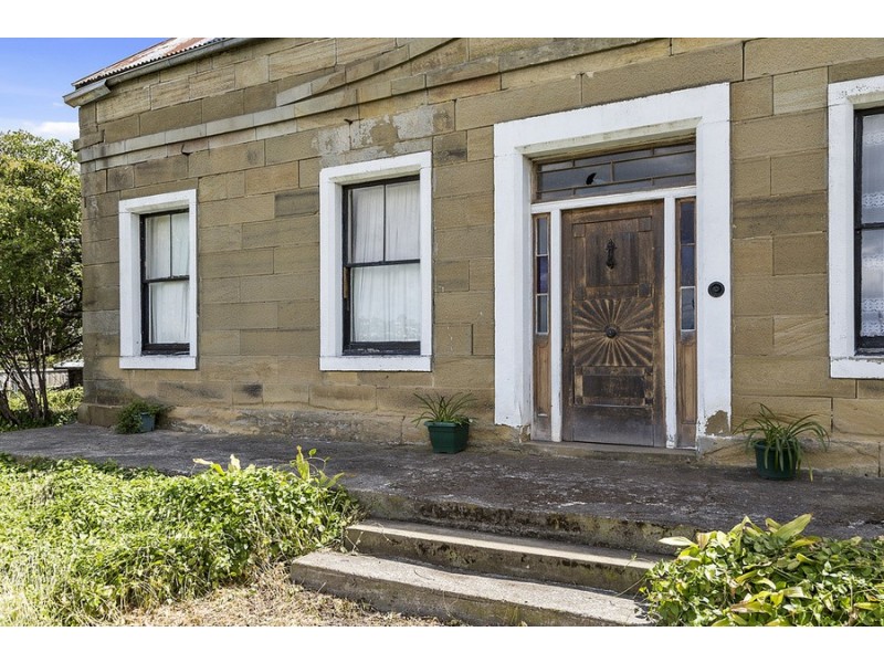 7 Wilks Road, Lenah Valley TAS 7008