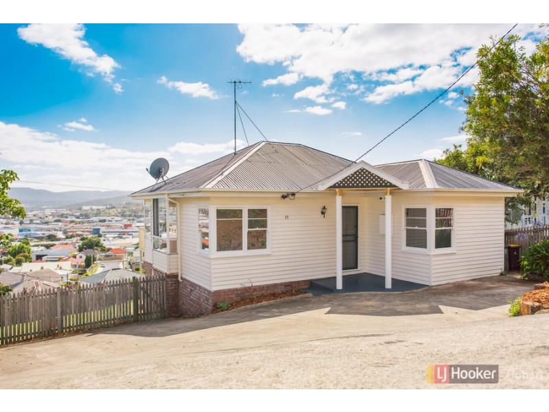 17 First Avenue, West Moonah TAS 7009