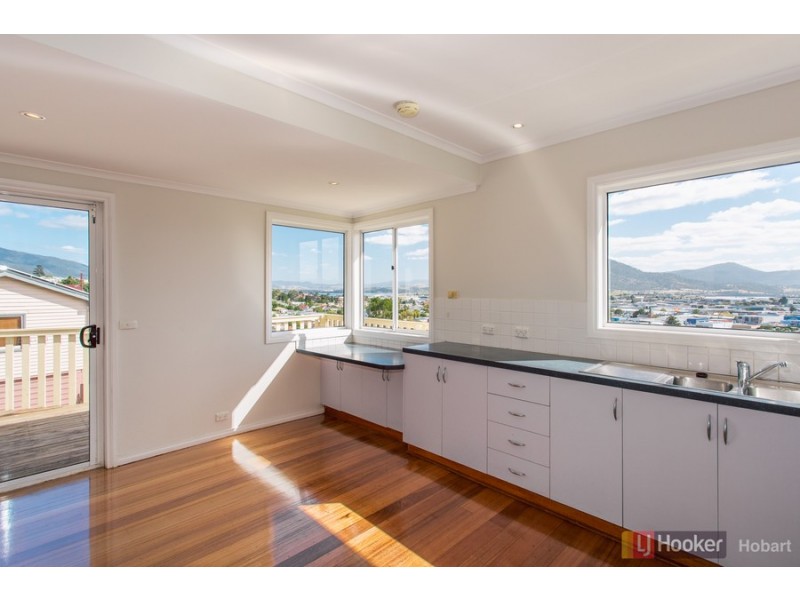 17 First Avenue, West Moonah TAS 7009