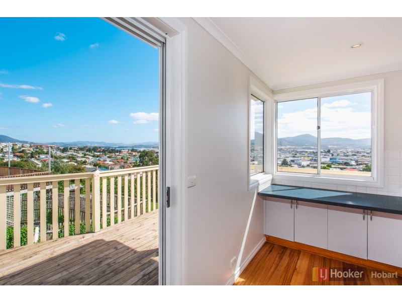 17 First Avenue, West Moonah TAS 7009