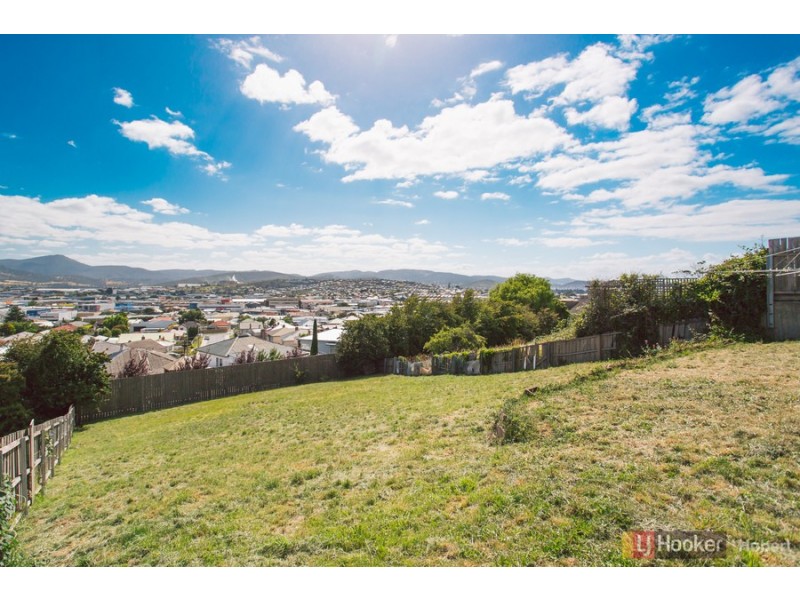 17 First Avenue, West Moonah TAS 7009
