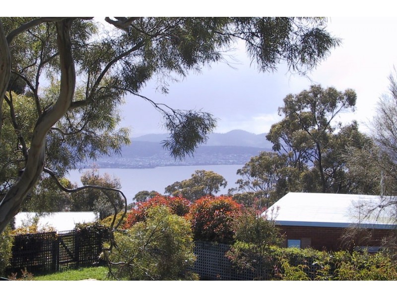 11 BRINSMEAD Road, Mount Nelson TAS 7007