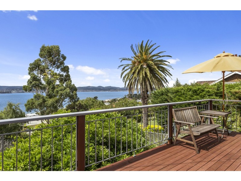 10 Ellington Road, Sandy Bay TAS 7005