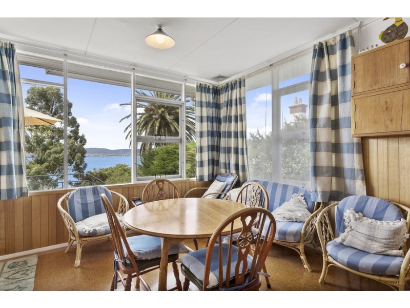 10 Ellington Road, Sandy Bay TAS 7005