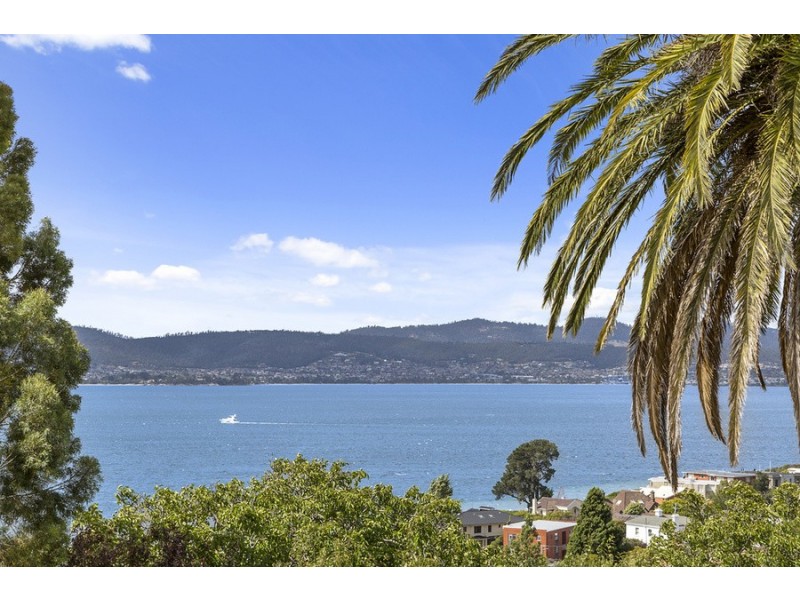 10 Ellington Road, Sandy Bay TAS 7005