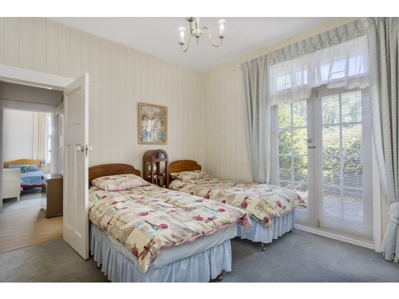 10 Ellington Road, Sandy Bay TAS 7005