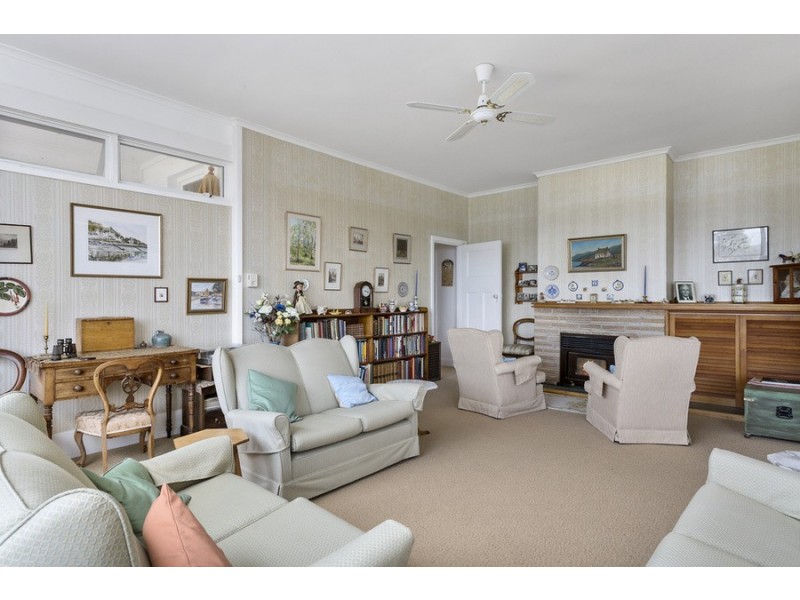 10 Ellington Road, Sandy Bay TAS 7005