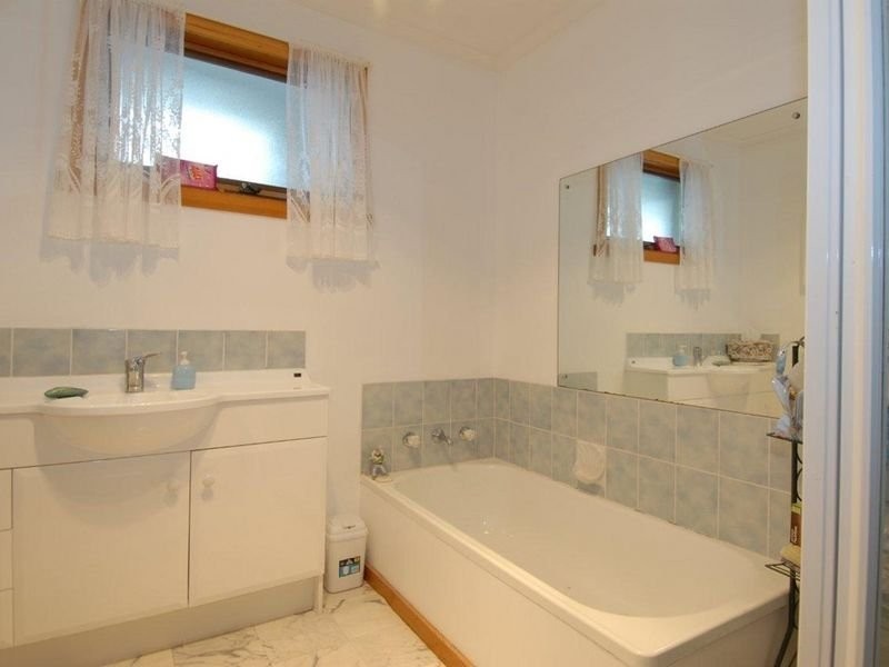 27 Baynton Street, Kingston TAS 7050